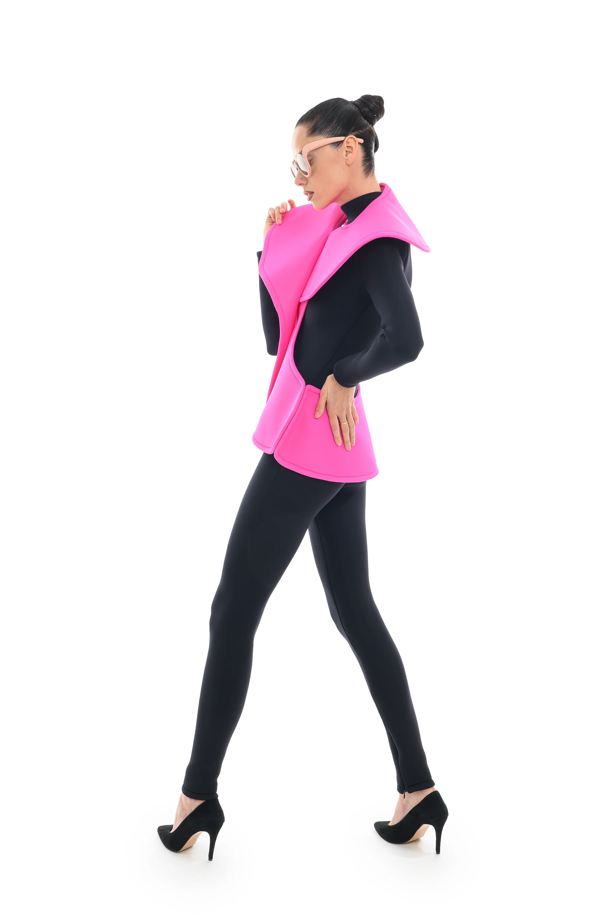 Look 16 - Image 2