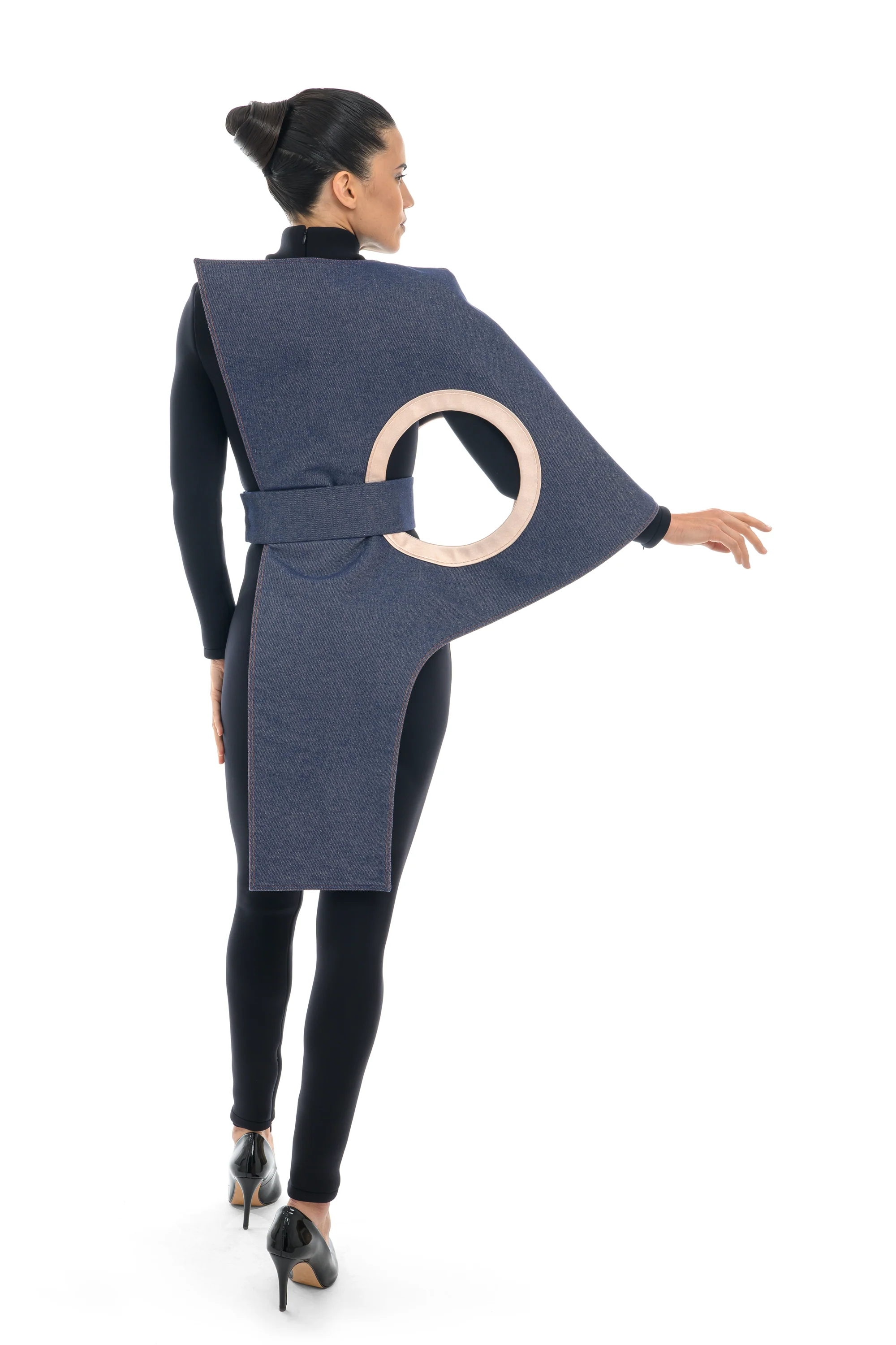 Look 20 - Image 4