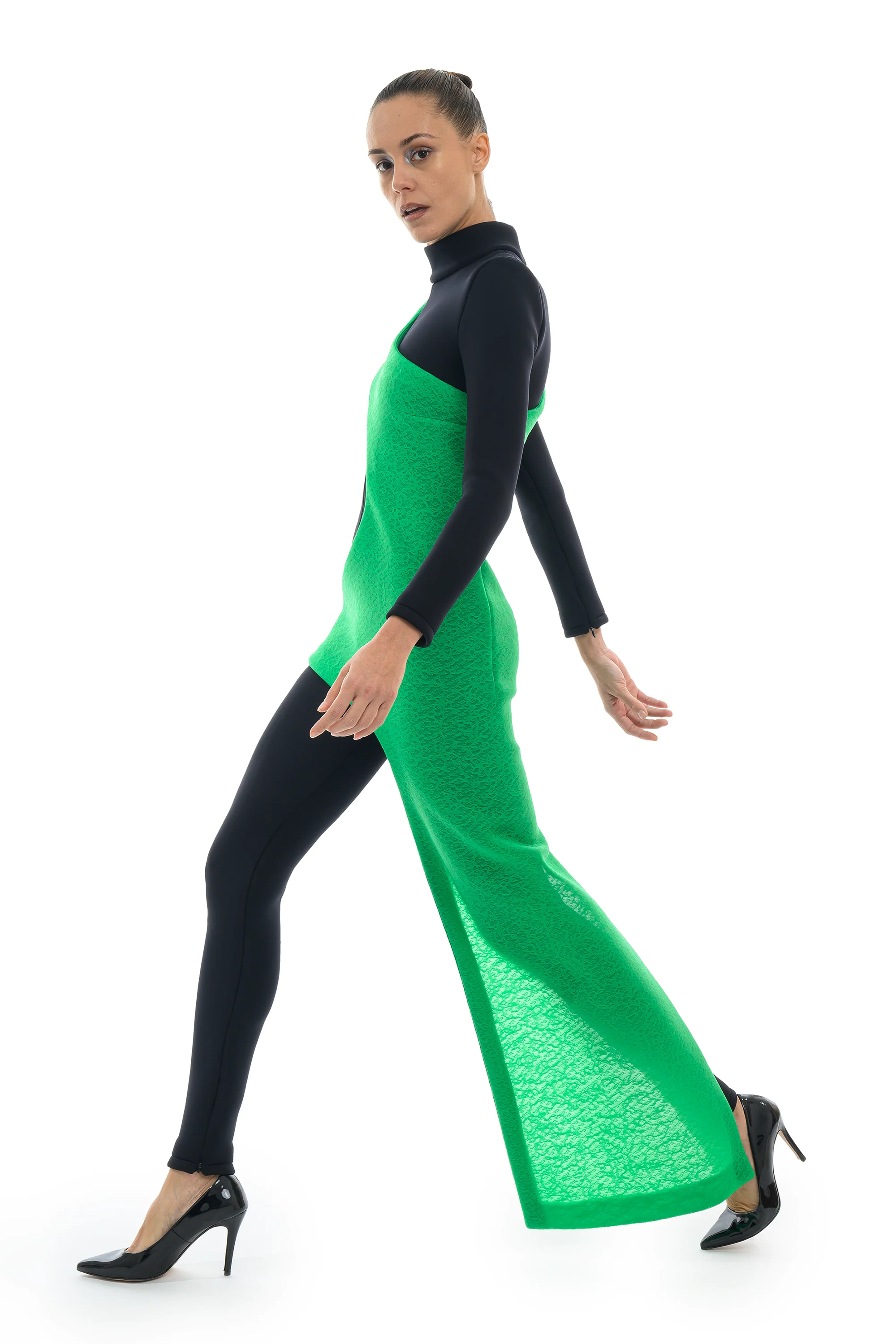 Look 44 - Image 3