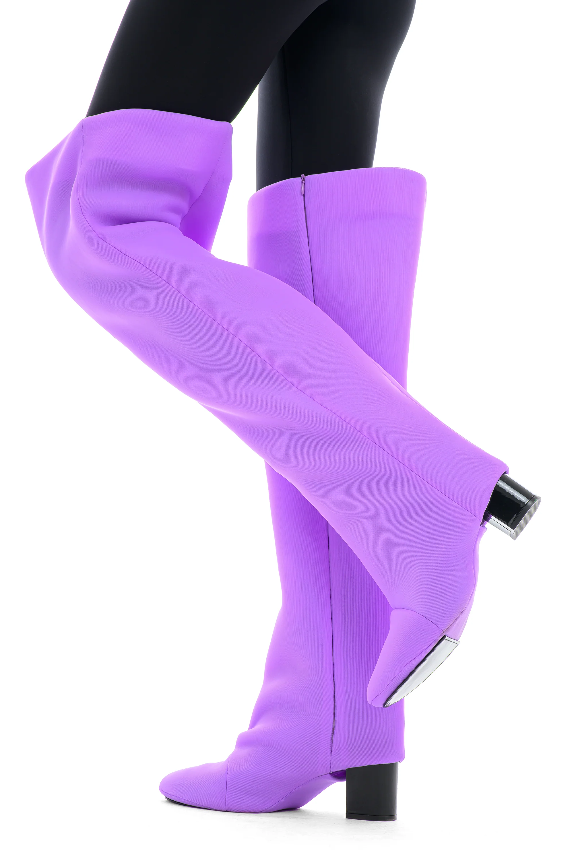 Look 49 - Image 4
