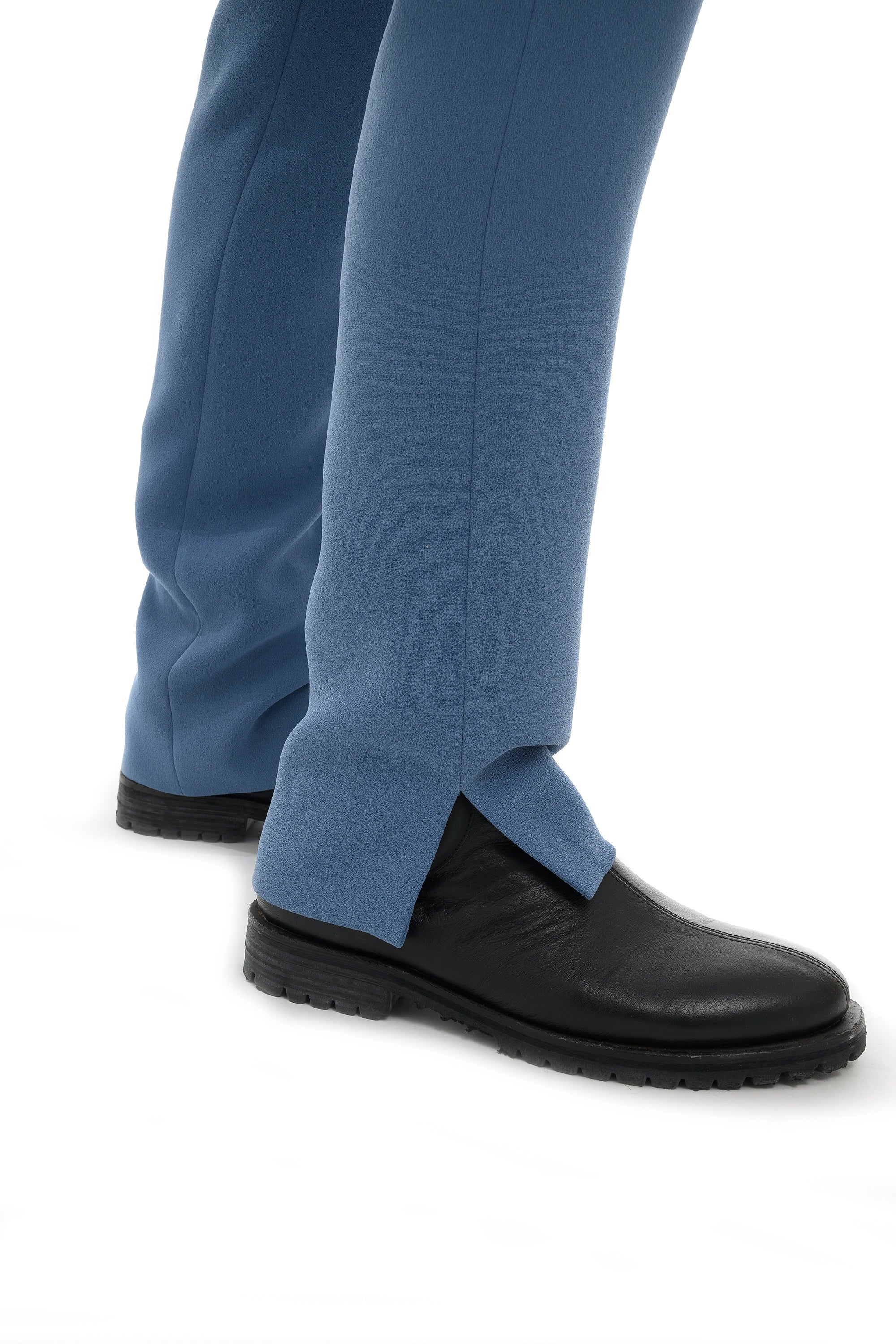 Xhégant Suit - Image 5